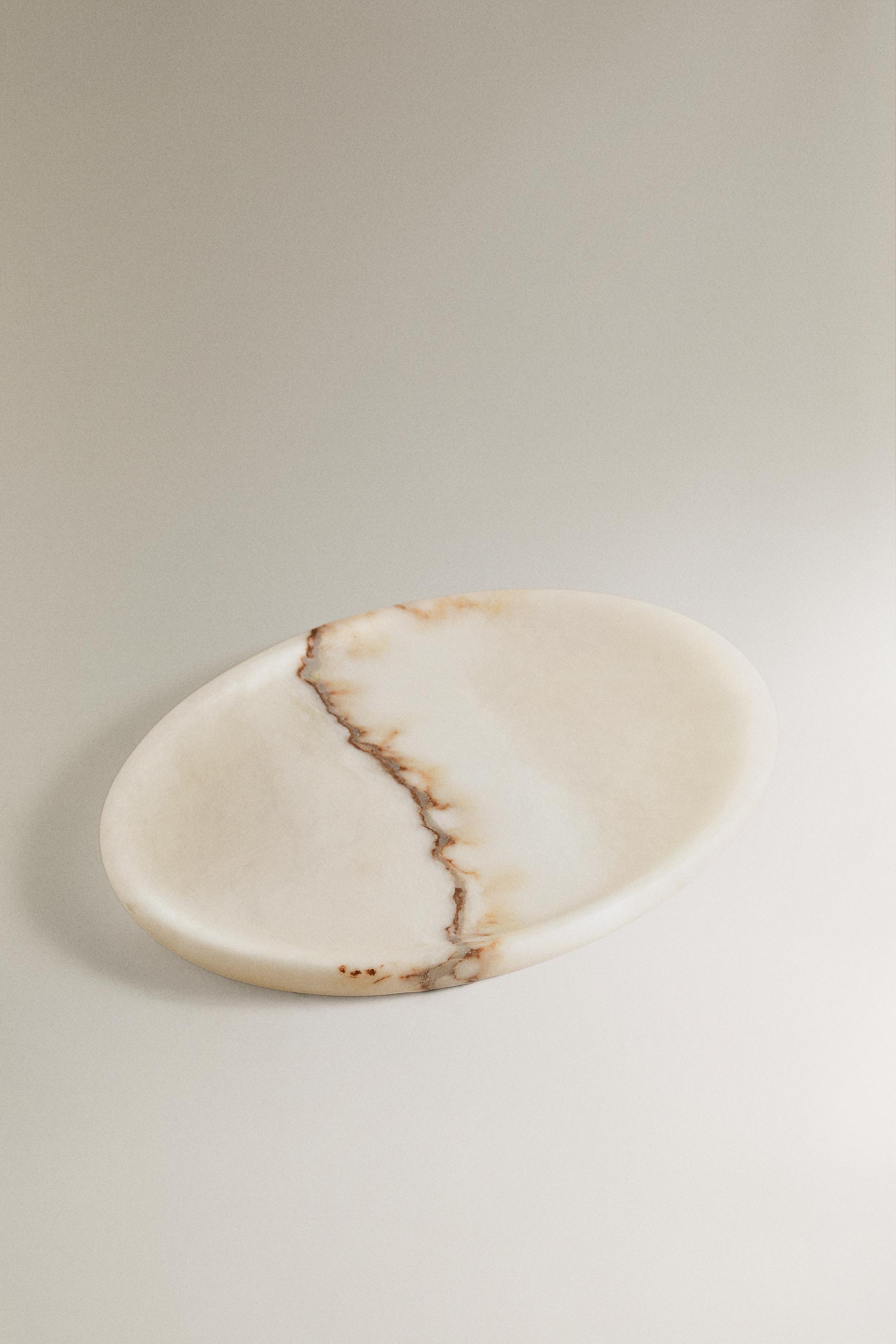 OVAL ALABASTER TRAY — White