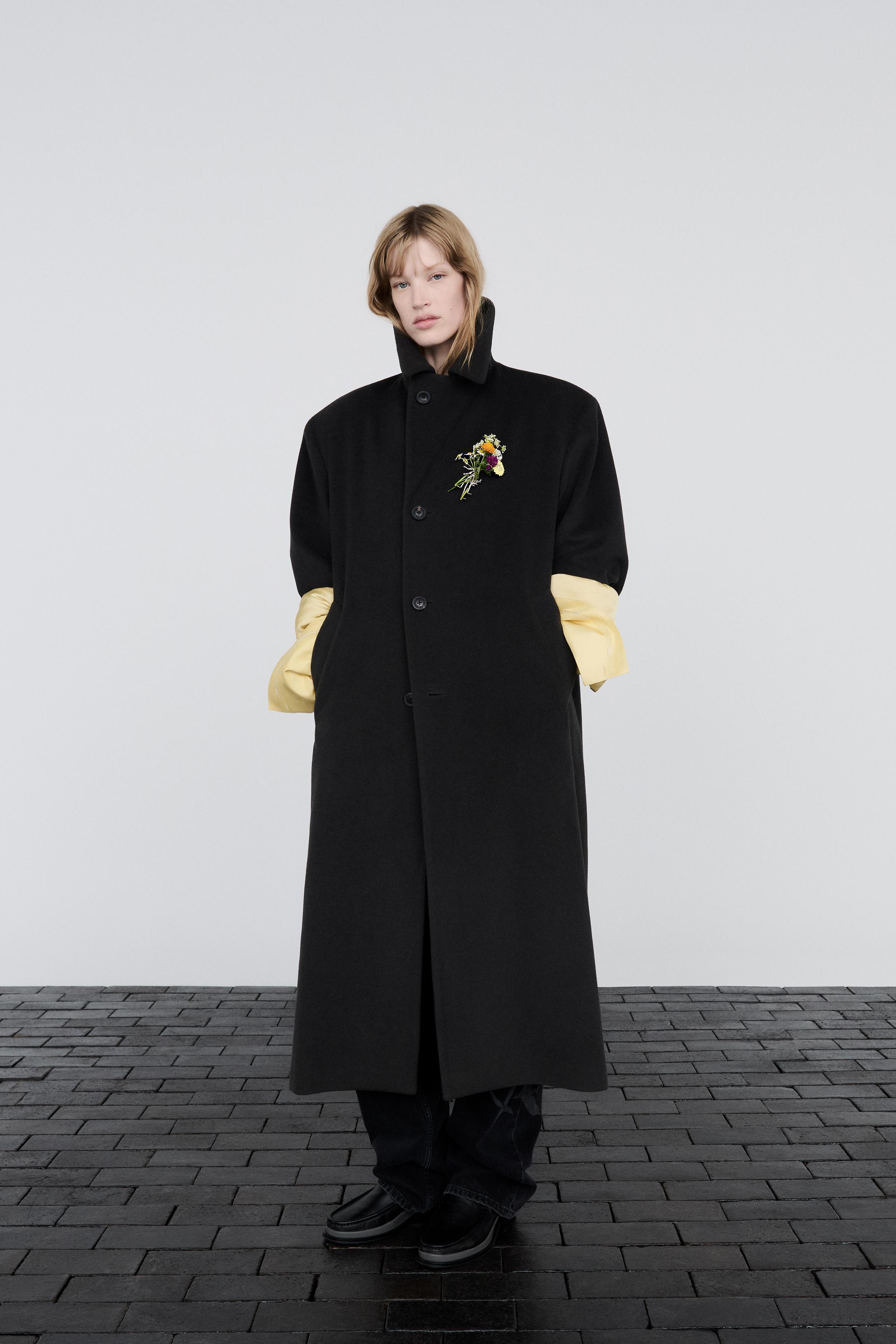 CONTRAST LONG COAT