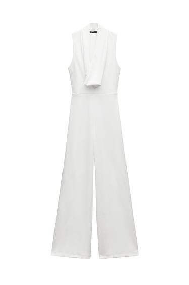 FLOWY NECKLINE CREPE JUMPSUIT