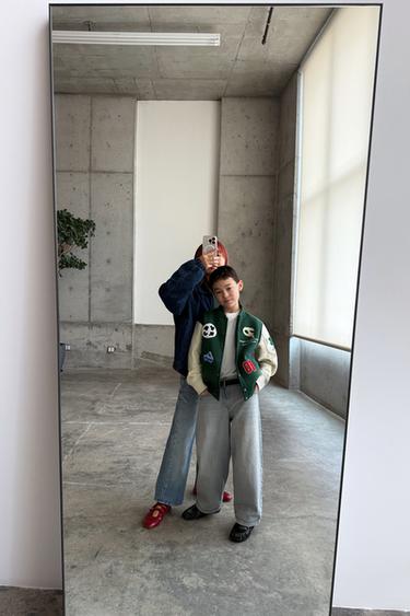 Zara VARSITY PATCH BOMBER JACKET - Green