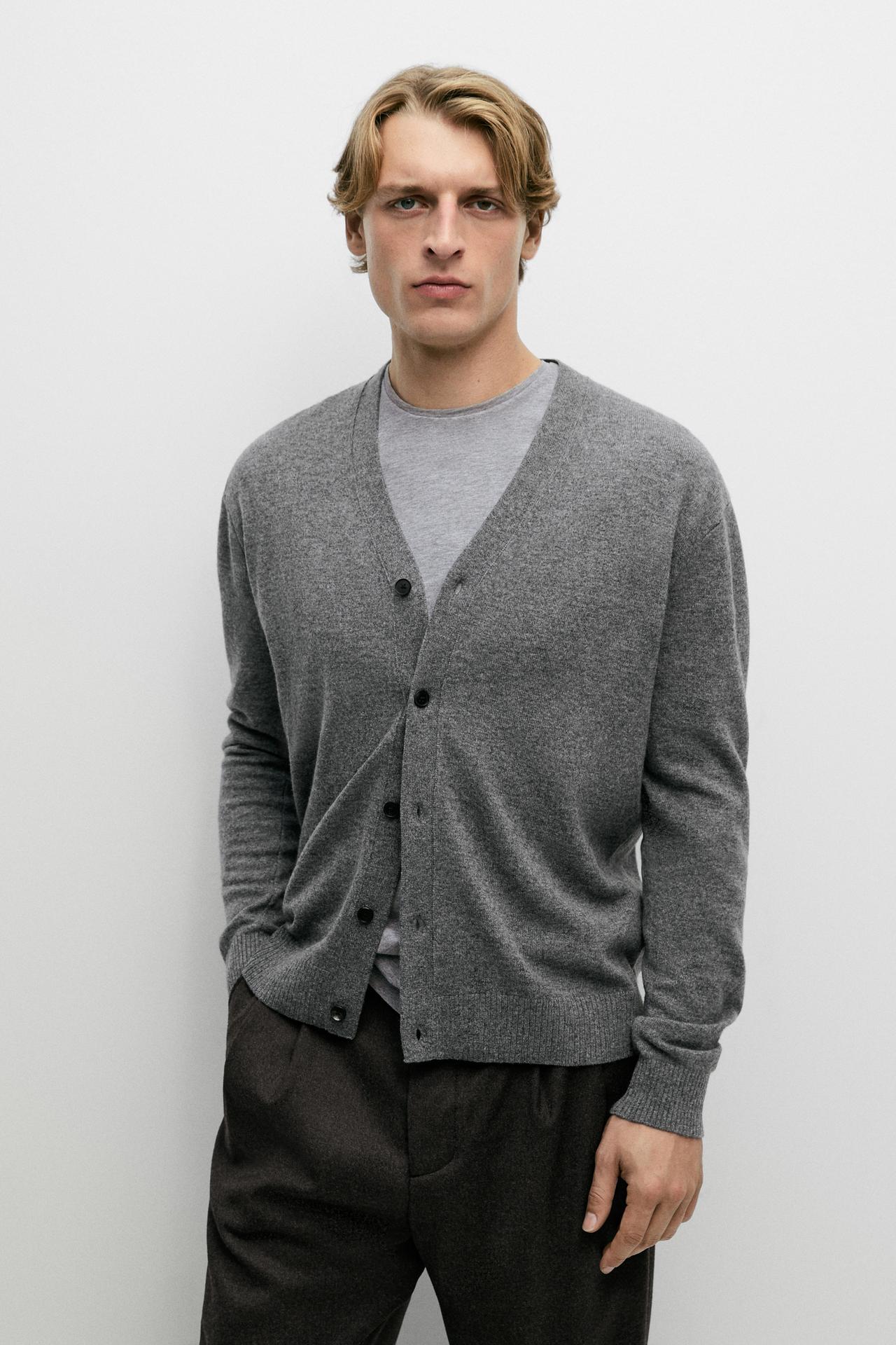 100% wool knit button cardigan — Gray / Beige
