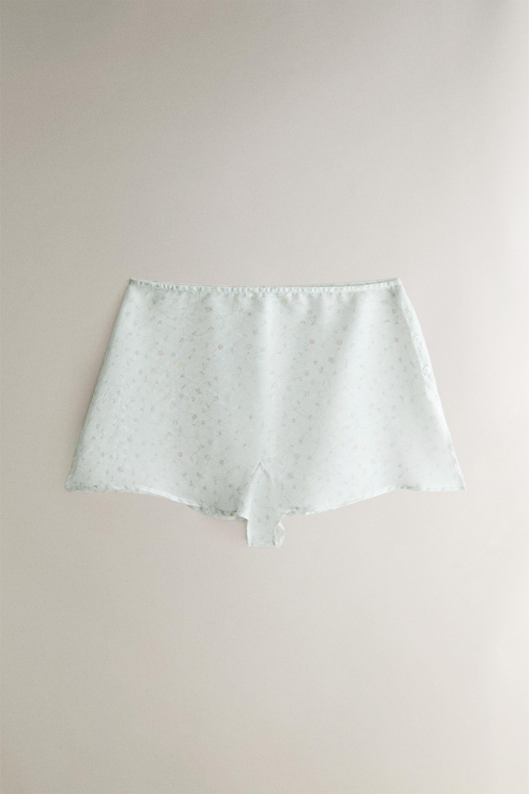 FLORAL PRINT SHORTS WITH SLITS — Sea green