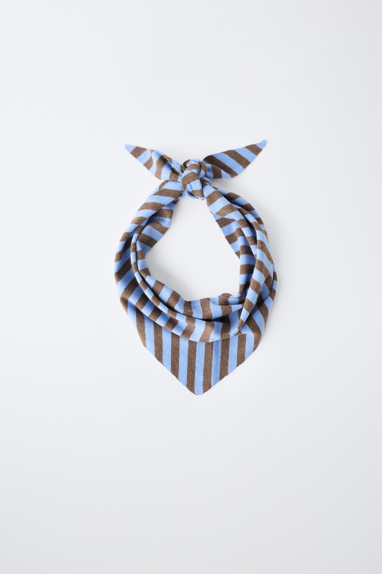 TRIANGULAR STRIPED KNIT BANDANA — Light blue