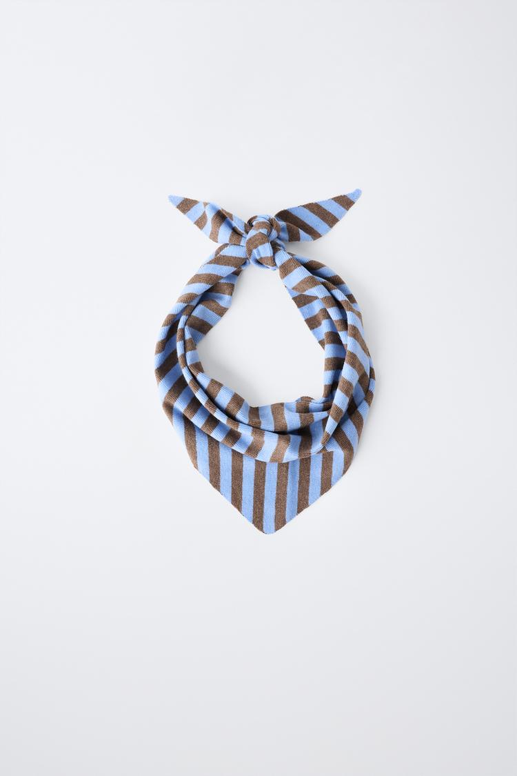 TRIANGULAR STRIPED KNIT BANDANA — Light blue