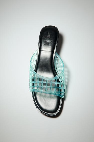 ラバーフィニッシュ キトンヒールミュールスカイブルーZaraのラバーフィニッシュ キトンヒールミュール - スカイブルー