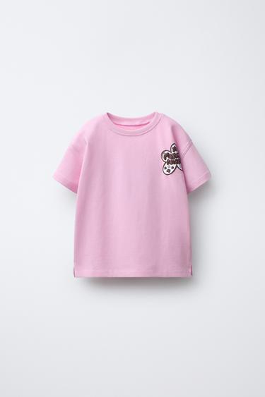 CAMISETA ESTAMPADO RELIEVE - Rosa de Zara
