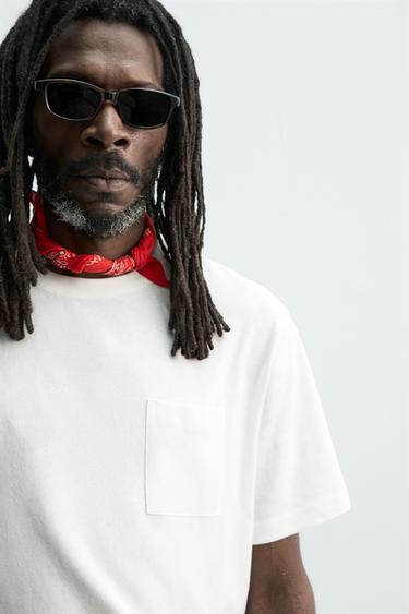 T-SHIRT POCHE AARON LEVINE X ZARA - Écru de Zara