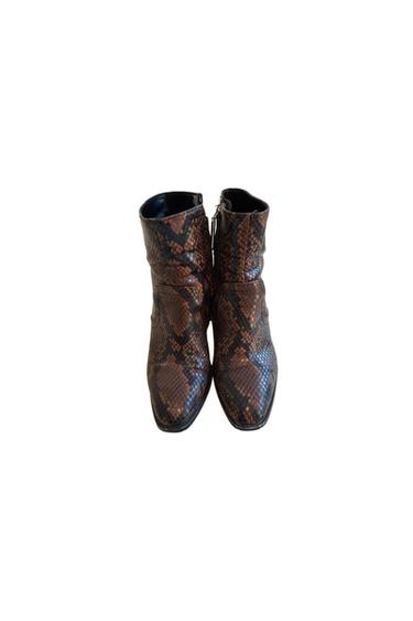 ZARA WOMAN SHOES, ANIMAL PRINT WITH BLACK HEEL.