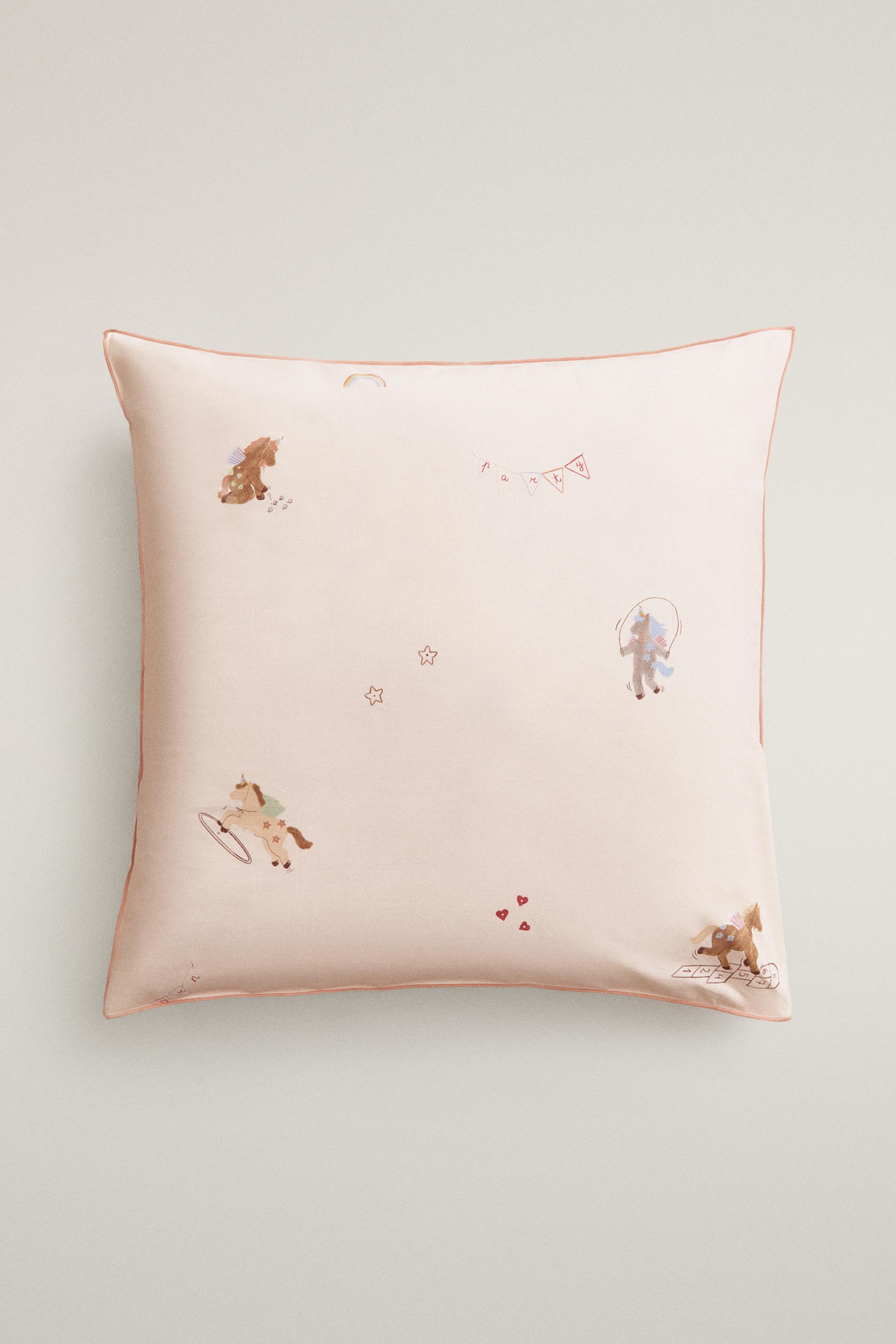 KIDS' UNICORN PILLOWCASE — Light pink