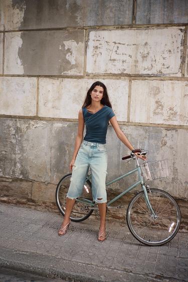 TOP ASIMÉTRICO FRUNCES - Azul medio de Zara