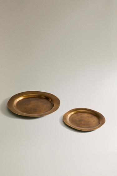 PETIT BRASS PLATE I COLIN KING - Gold by Zara - Image 1