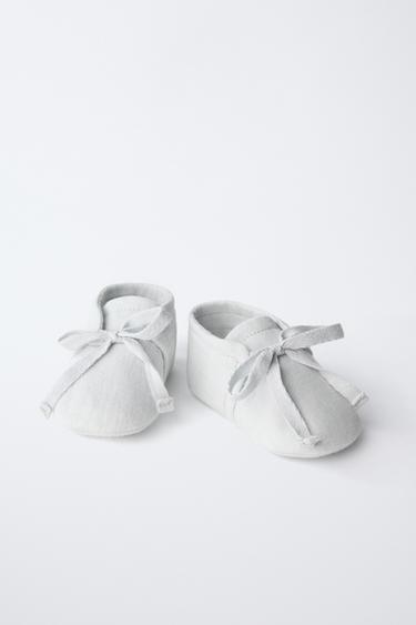 BOTTES À NŒUD - Gris clair de Zara - Image 3