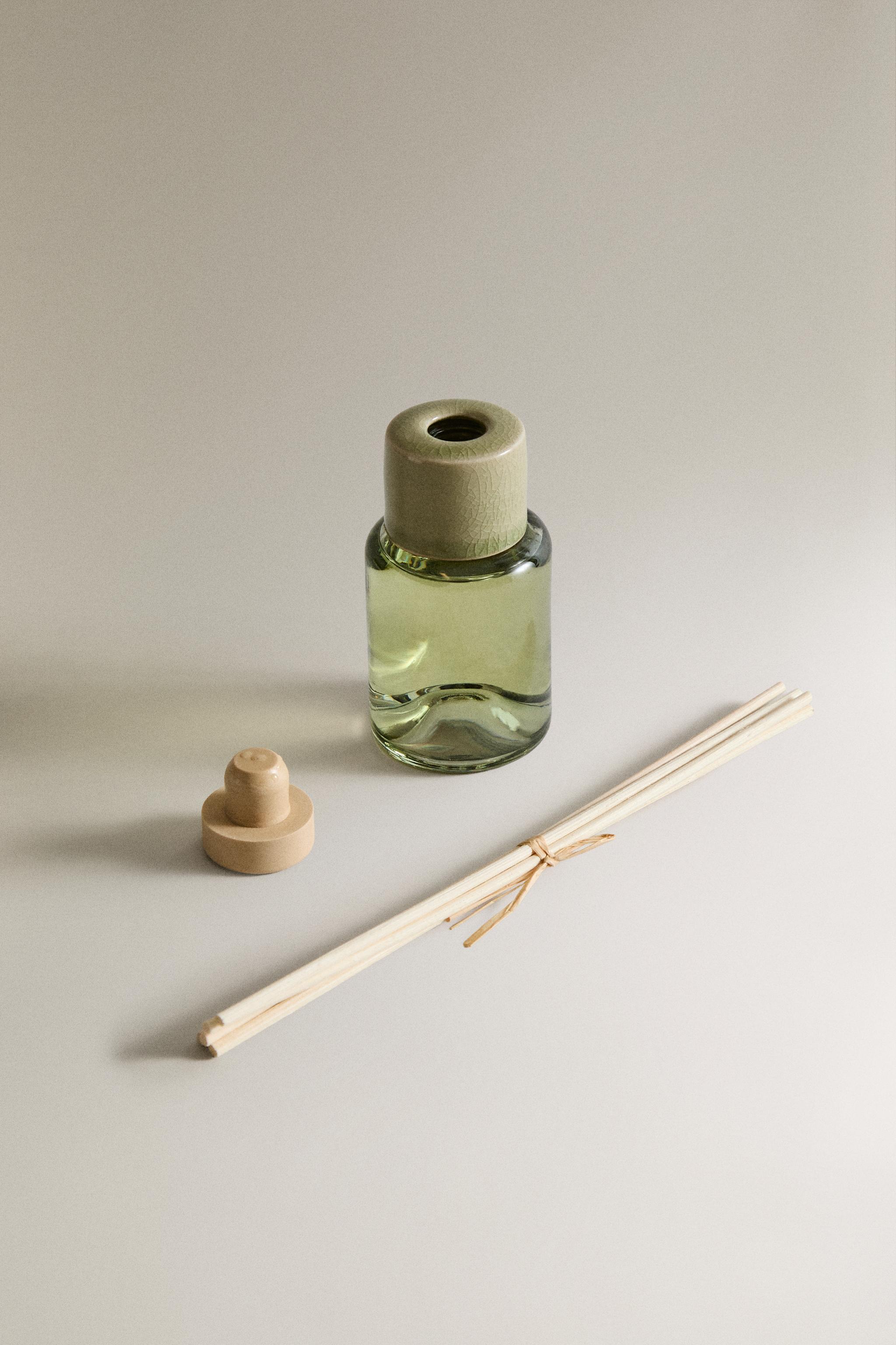 95ML）MUSKY PETALS リードディフューザー - ベージュブラウン | ZARA