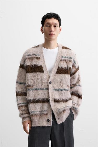 TEXTURED STRIPE CARDIGAN WITH DISTRESSED DETAIL - Ecru by Zara