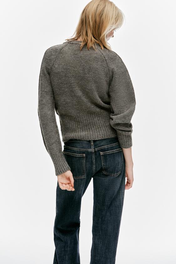 PULL EN MAILLE À COUTURES MARQUÉES AUX ÉPAULES - Marron / Taupe de Zara - Image 3