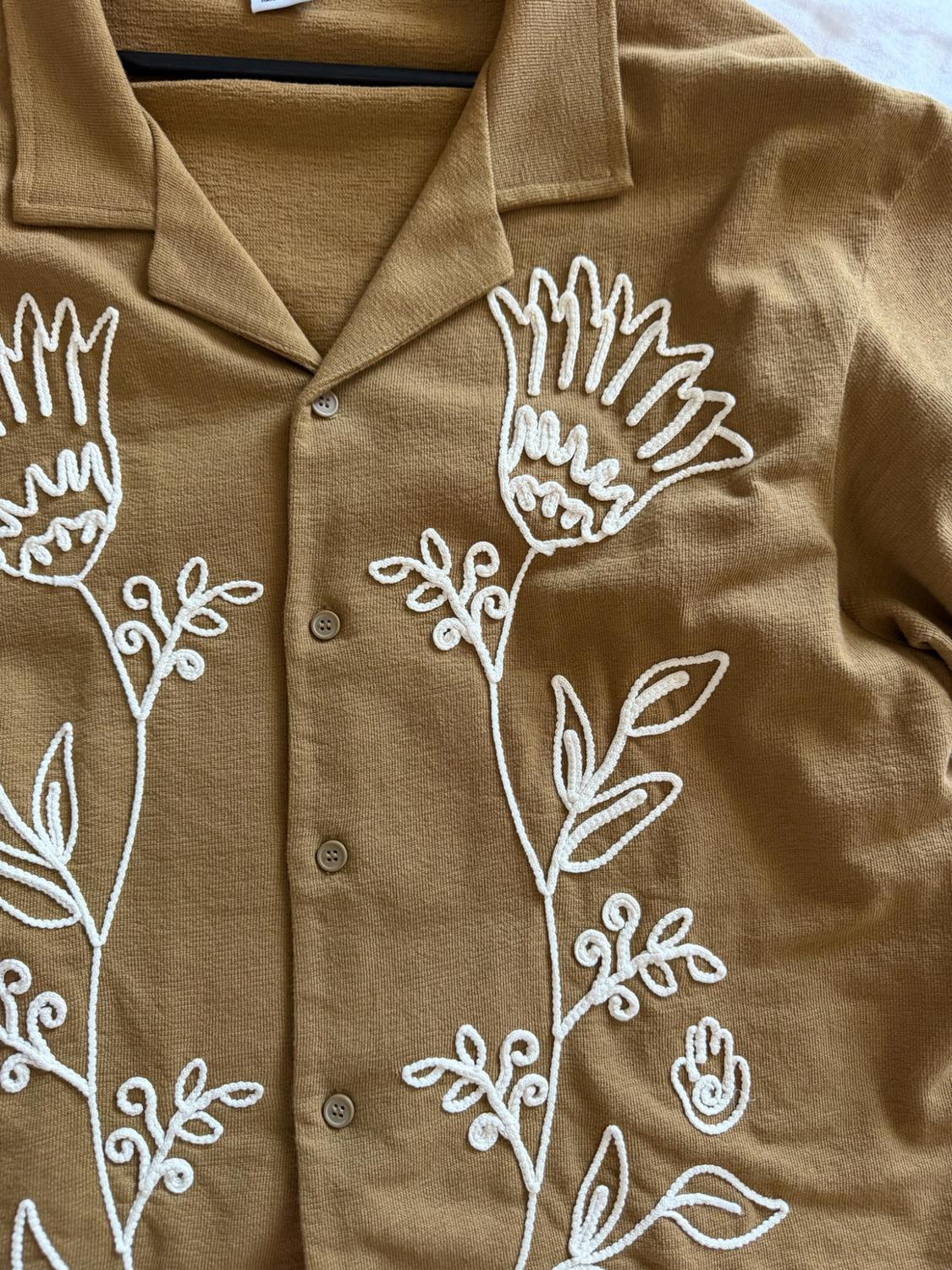 CAMISA BORDADO FLORAL - Image 3