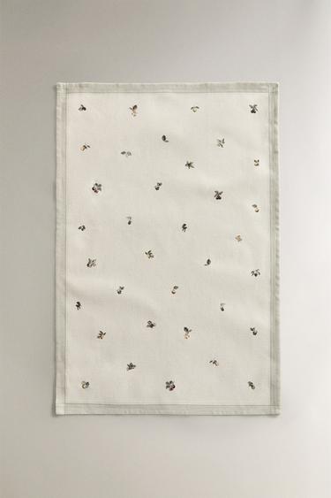 PACK OF COTTON FRUIT TEA TOWELS (PACK OF 2) - Green by Zara - Image 2