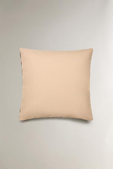 HOUSSE DE COUSSIN IMPRIMÉ FLEURI - Beige clair de Zara - Image 2