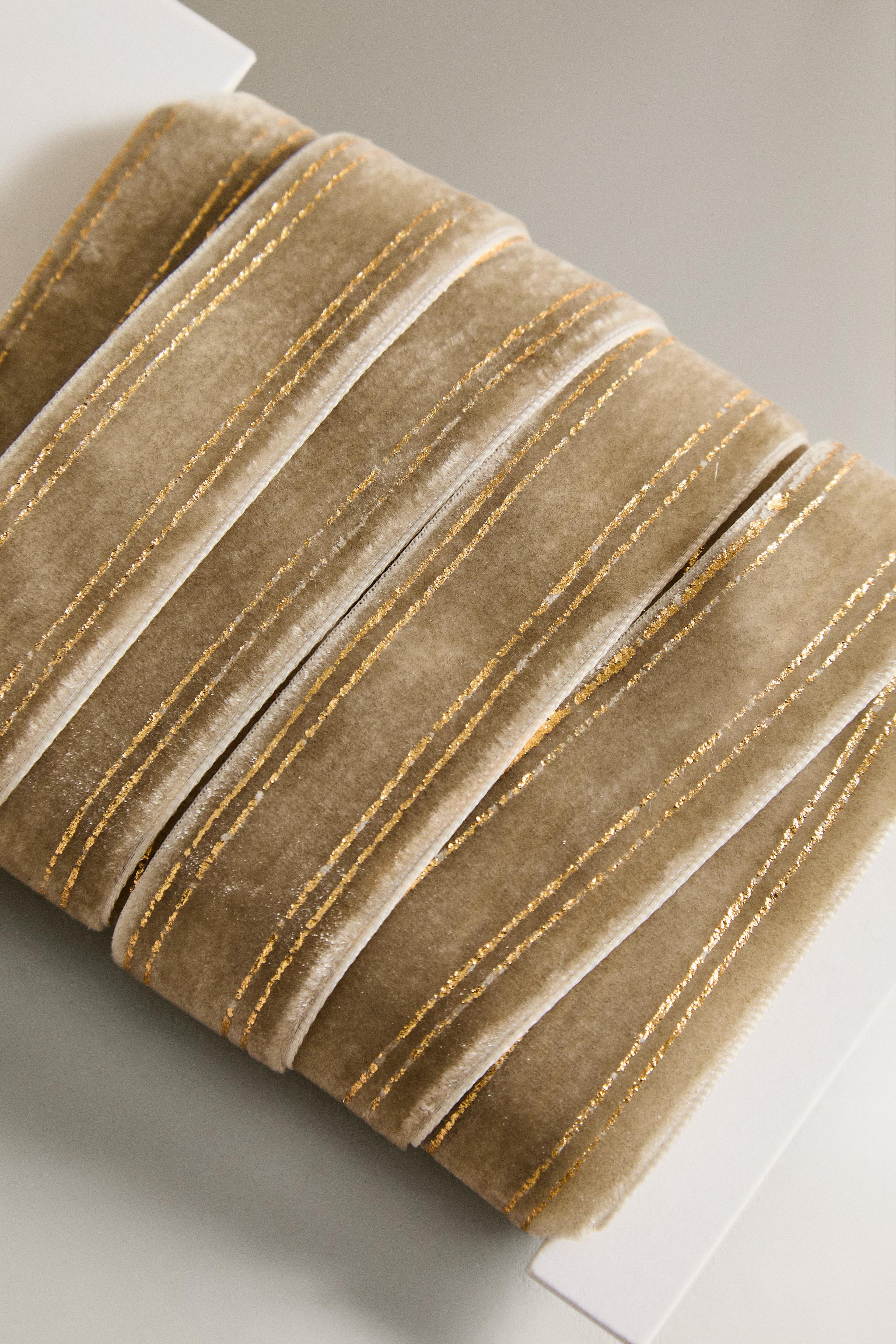 VELVET CHRISTMAS GIFT WRAPPING RIBBON