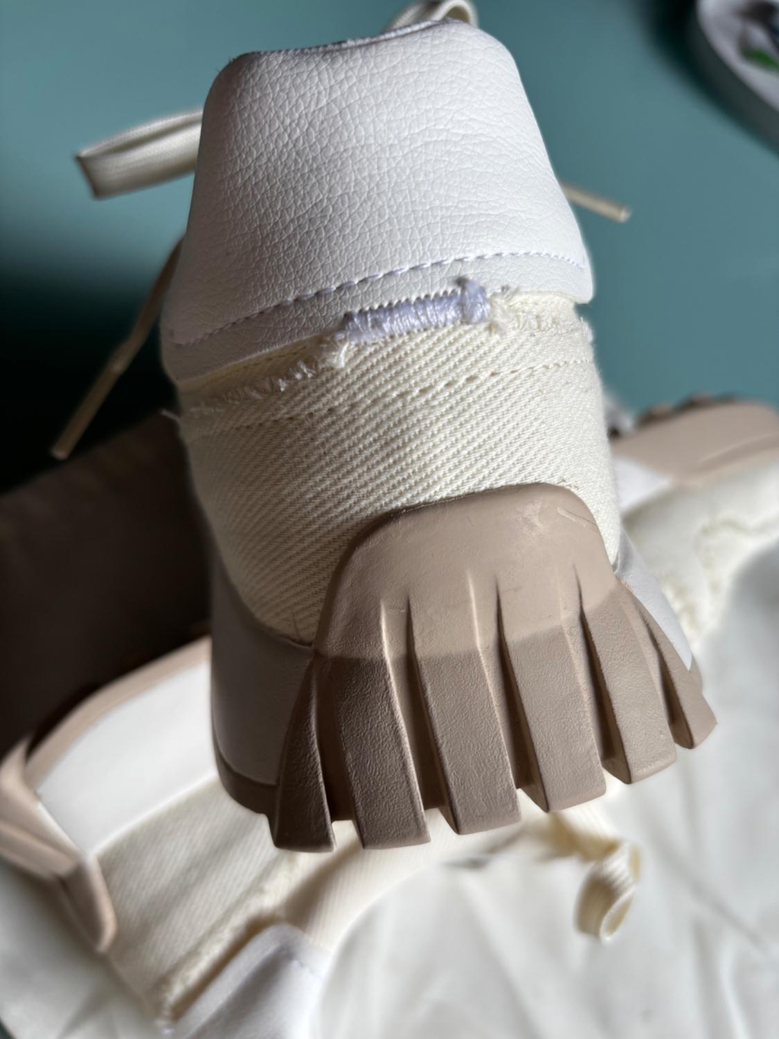 FABRIC RUNNING TRAINERS - Image 9