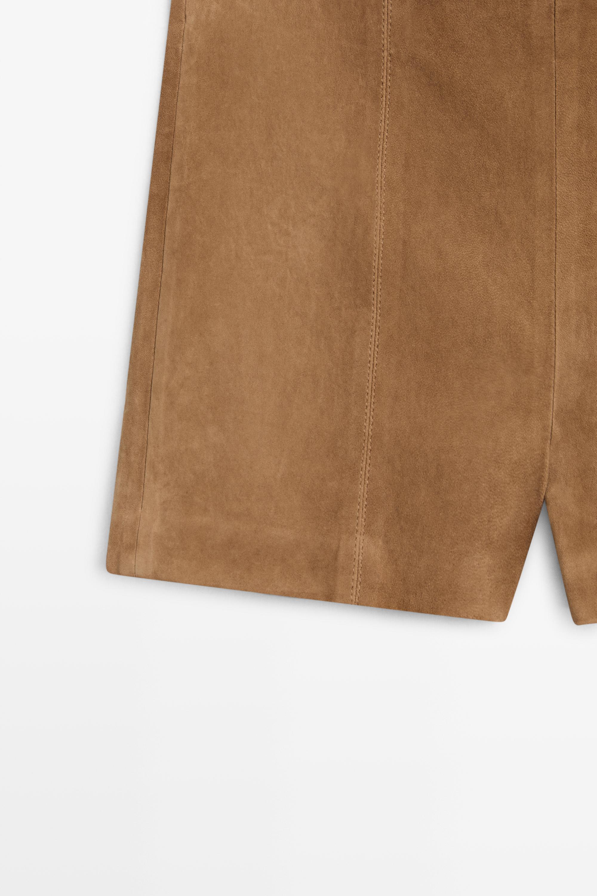 Suede leather shorts with seam details