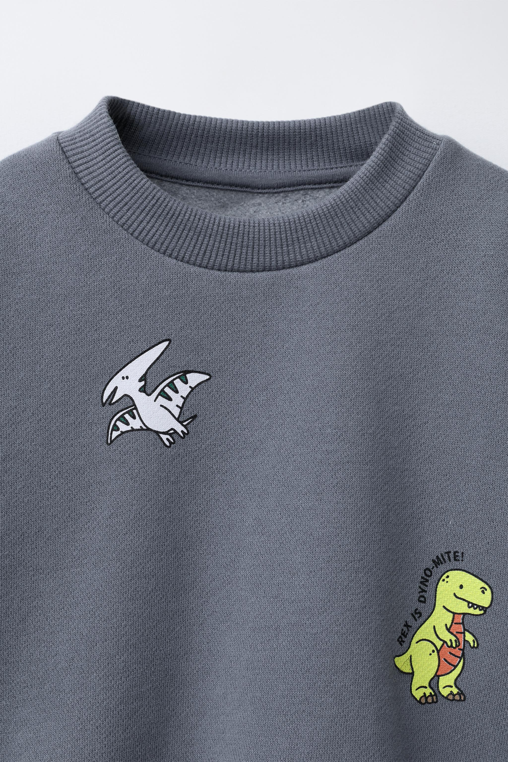 ANIMAL PRINT SWEATSHIRT