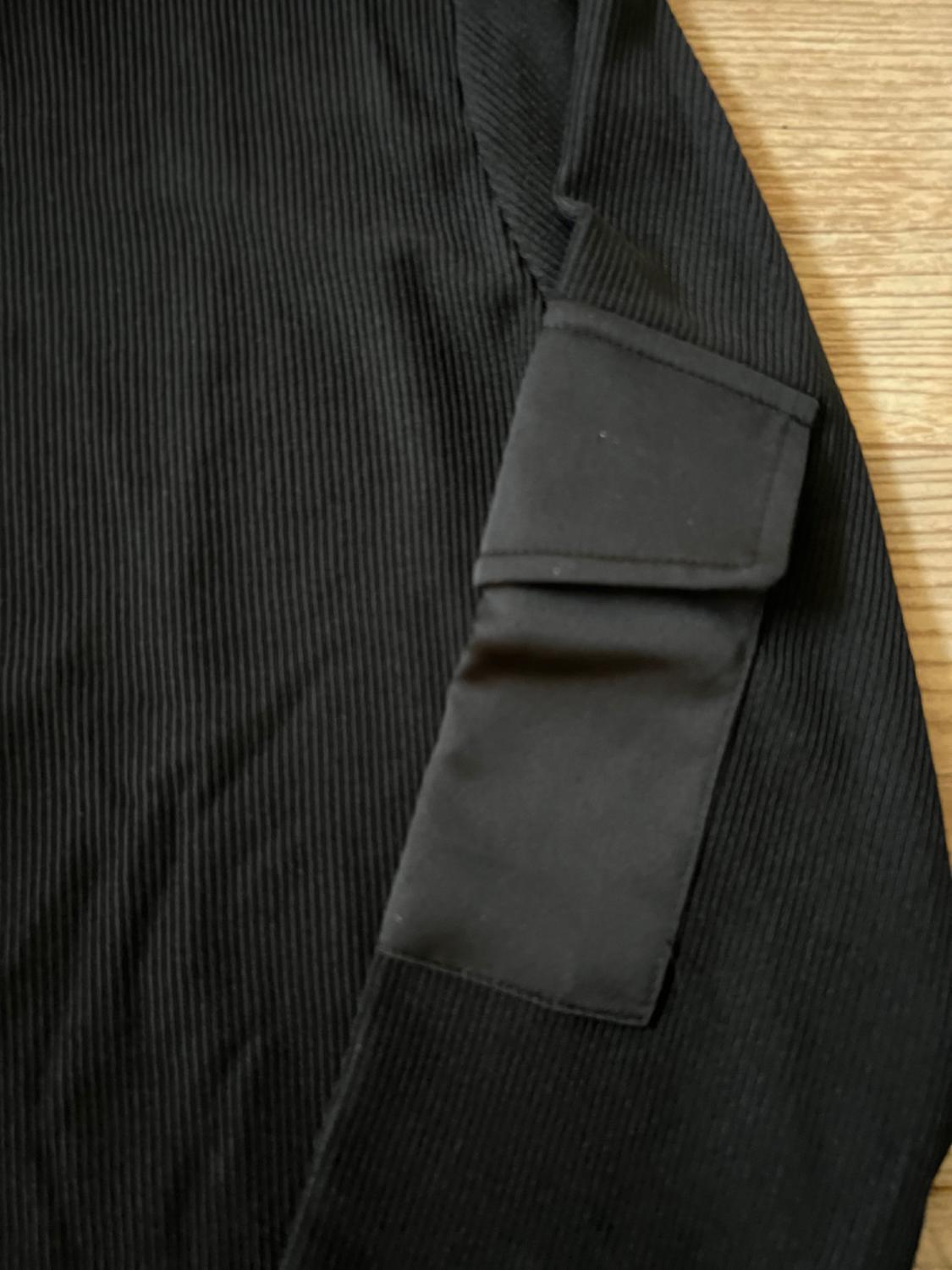 POCKETS T-SHIRT - Image 3