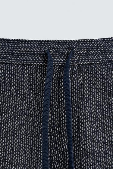 BERMUDA STRUCTURÉ JACQUARD - Bleu marine de Zara - Image 8