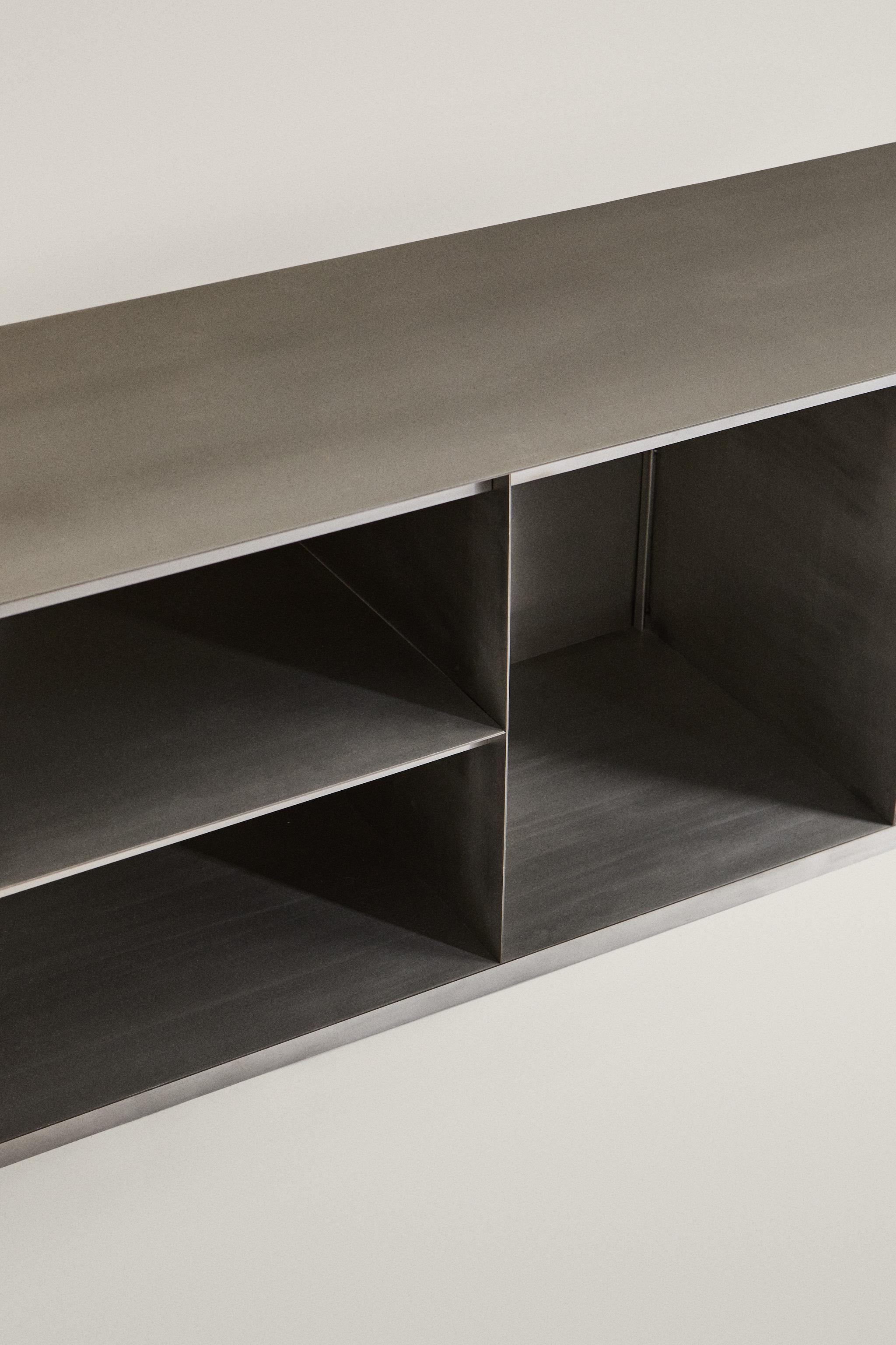 STAINLESS STEEL CONSOLE