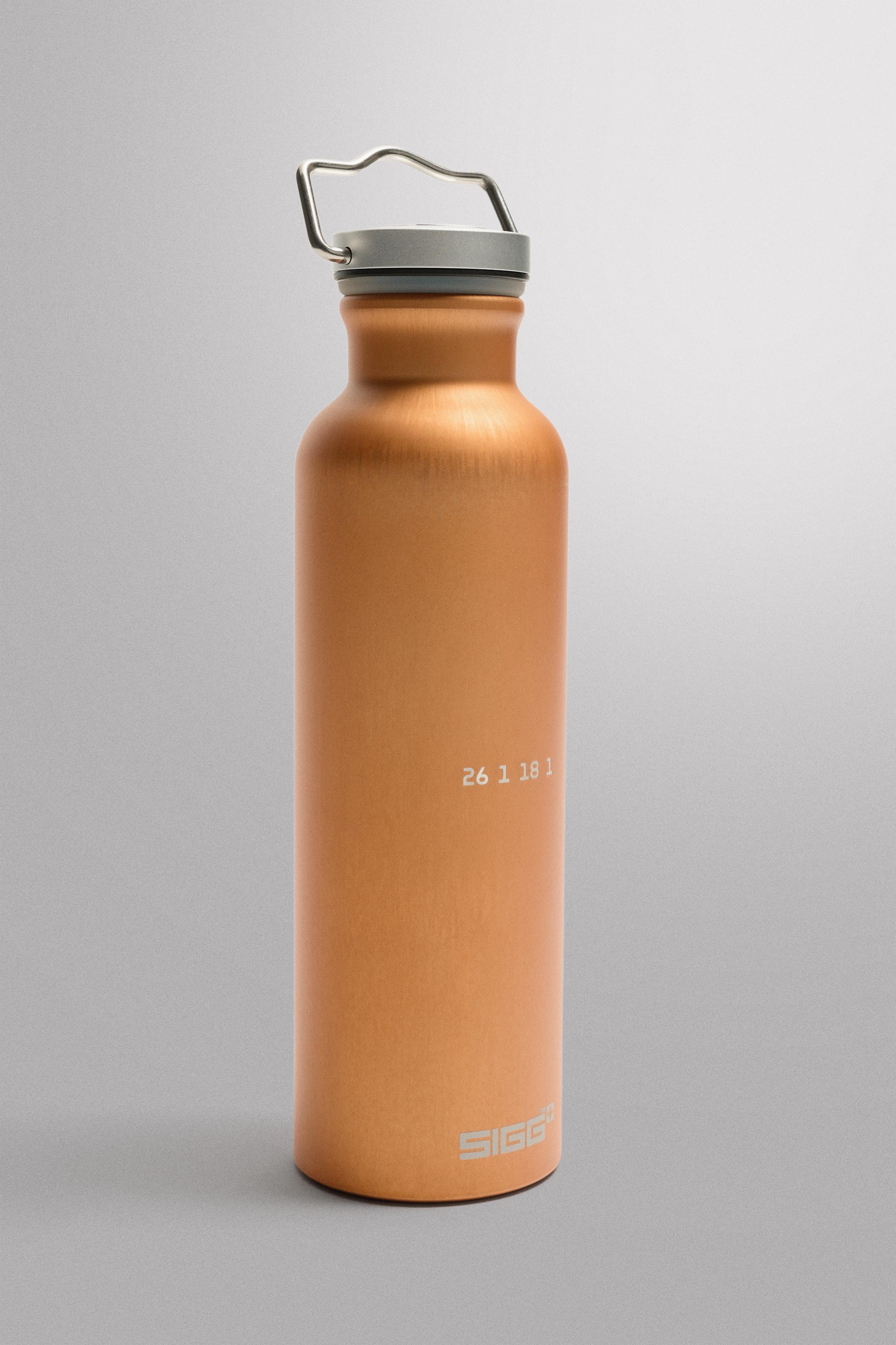 SIGG ALUMINUM WATER BOTTLE 750ML — Orange
