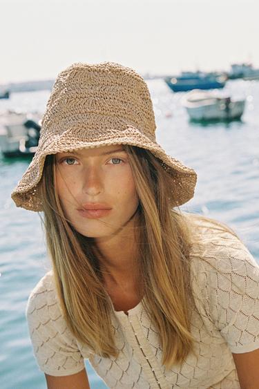 TOP PUNTO ESTRUCTURA - Crudo de Zara