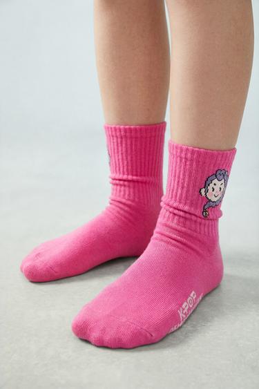 PACK TRES CALCETINES MEDIOS KPOP DEMON HUNTERS™ NETFLIX © - Rosa de Zara