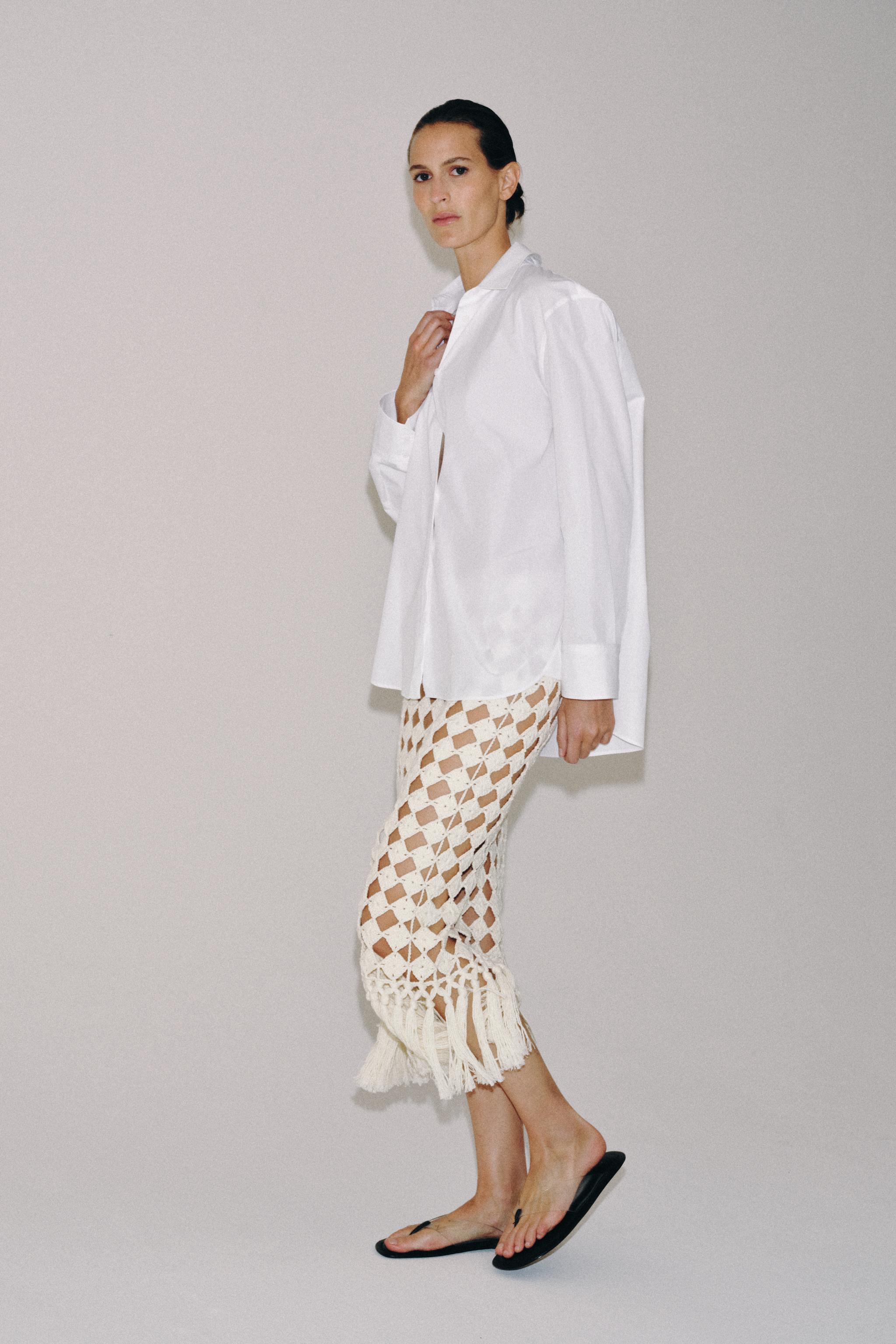 CROCHET FRINGED KNIT SKIRT