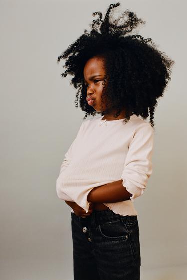 CAMISETA POINTELLE LACITO - Crudo de Zara