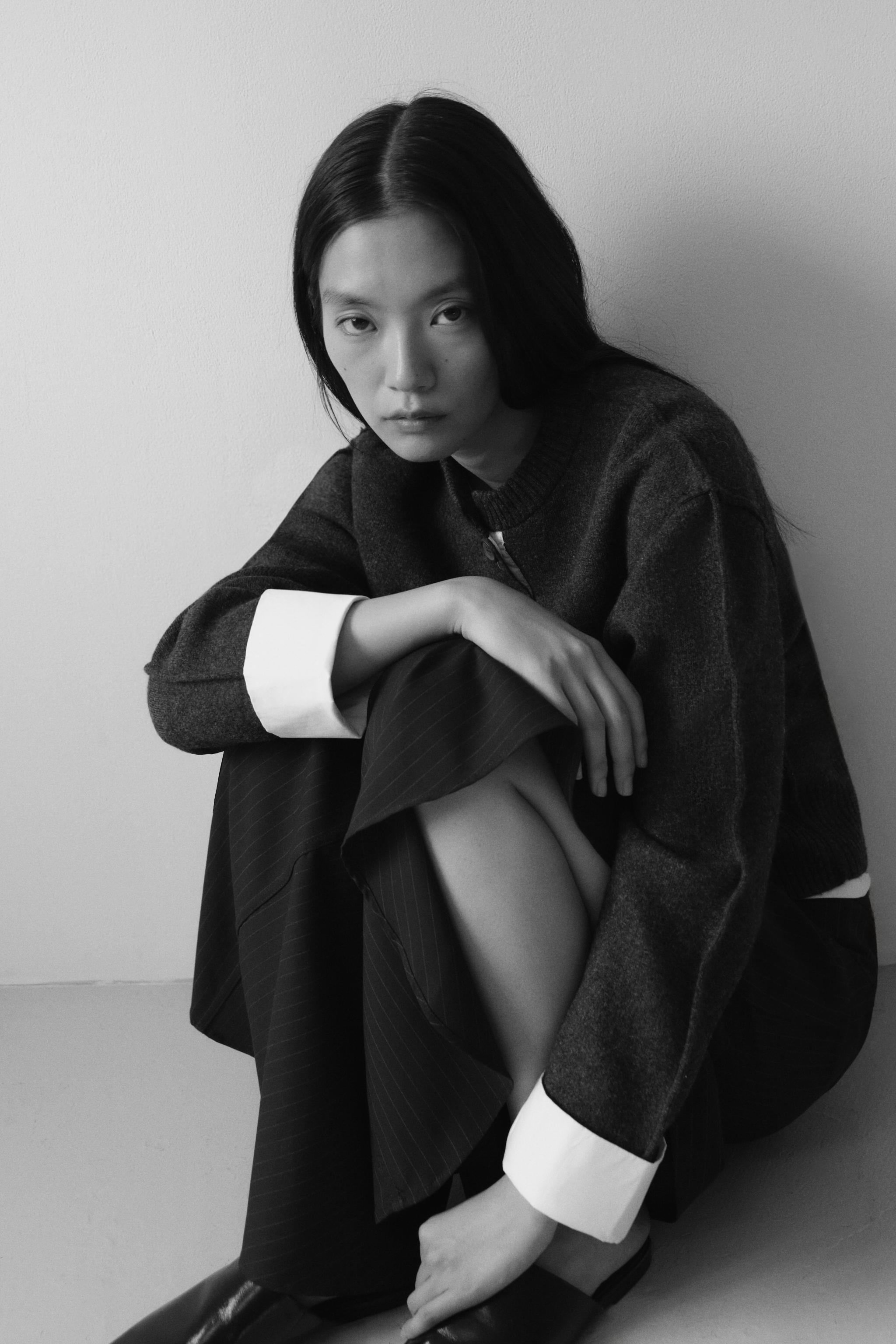 ZARA ボタン付きクロスジャケットS ZARA ゴールドボタン ショートジャケット クロップドジャケット