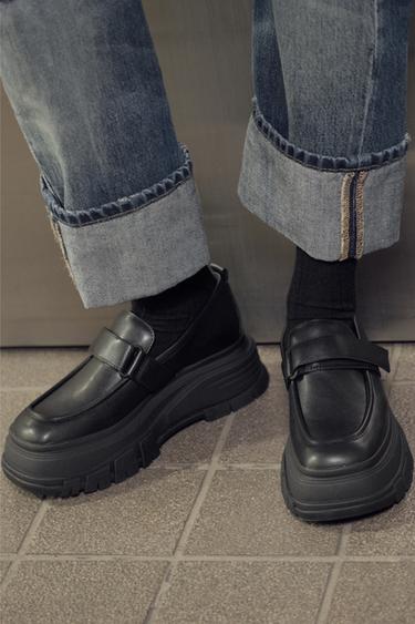 ПРЯМЫЕ ДЖИНСЫ TRF С ДЫРАМИ СРЕДНЕЙ ПОСАДКИ — МОРСКОЙ СИНИЙ от Zara