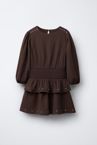 JURK MET TEXTUUR, VOLANTS EN STUDS - Bruin van Zara