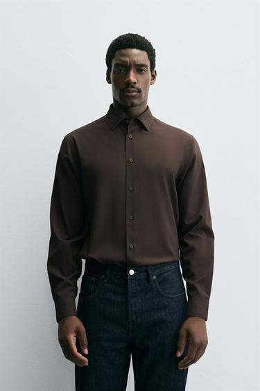 CAMISA SLIM FIT - chocolate de Zara