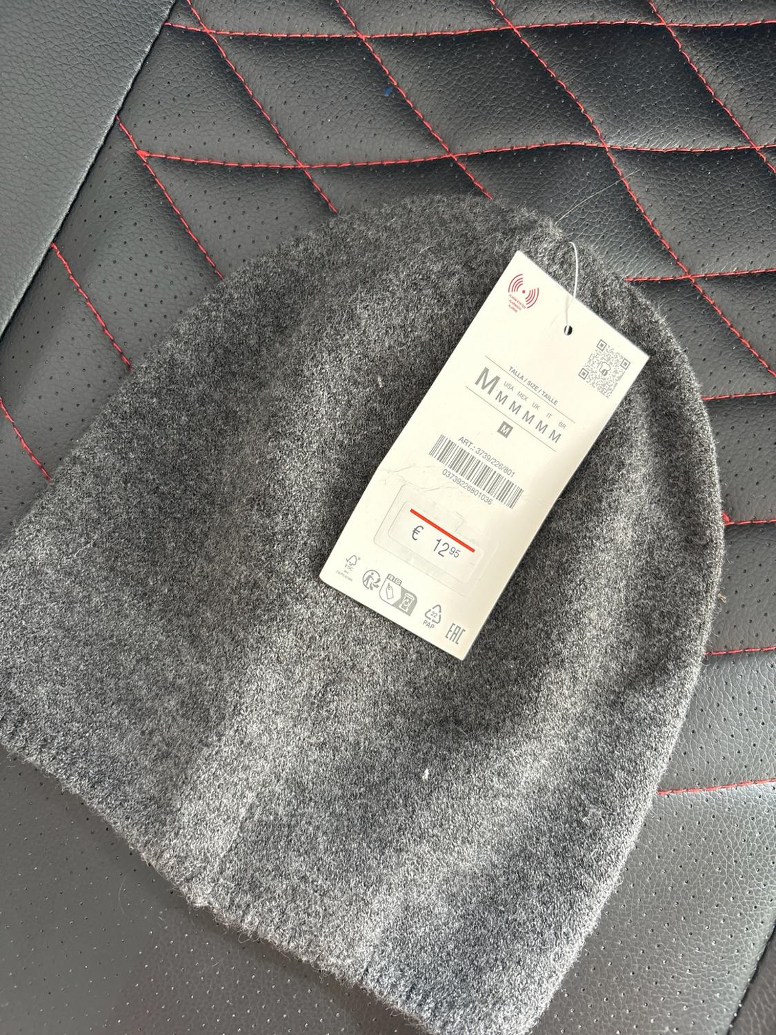 FINE KNIT BEANIE - Image 3