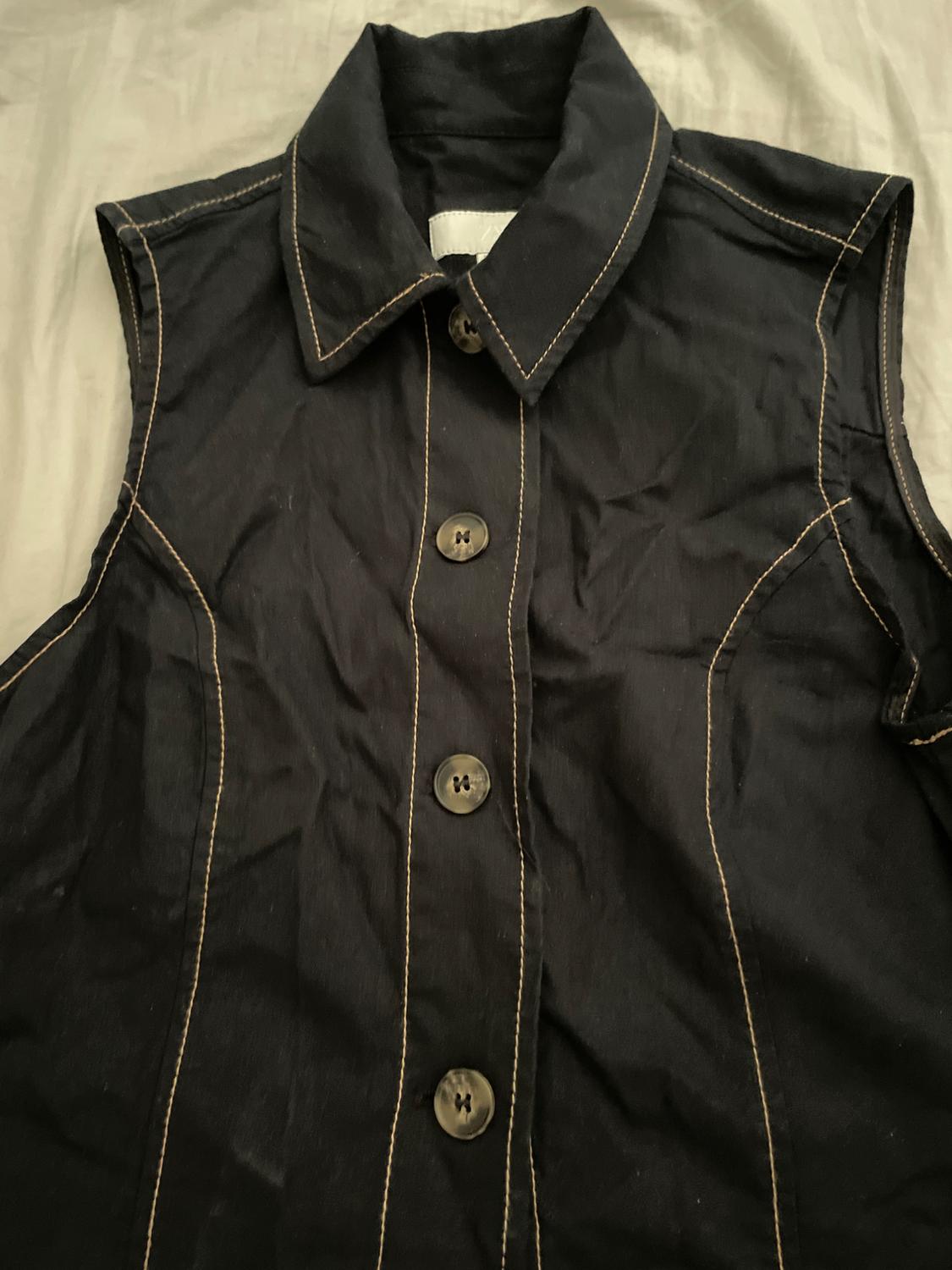 STRAIGHT WAISTCOAT WITH CONTRAST STITCHING - Image 3