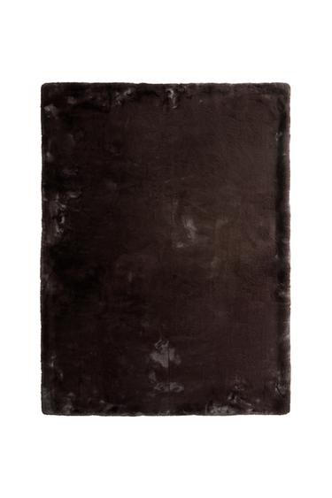 FUR BLANKET - Dark brown by Zara