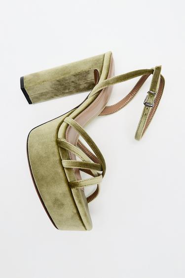 БАРХАТНЫЕ БОСОНОЖКИ НА ПЛАТФОРМЕ — Зеленый от Zara