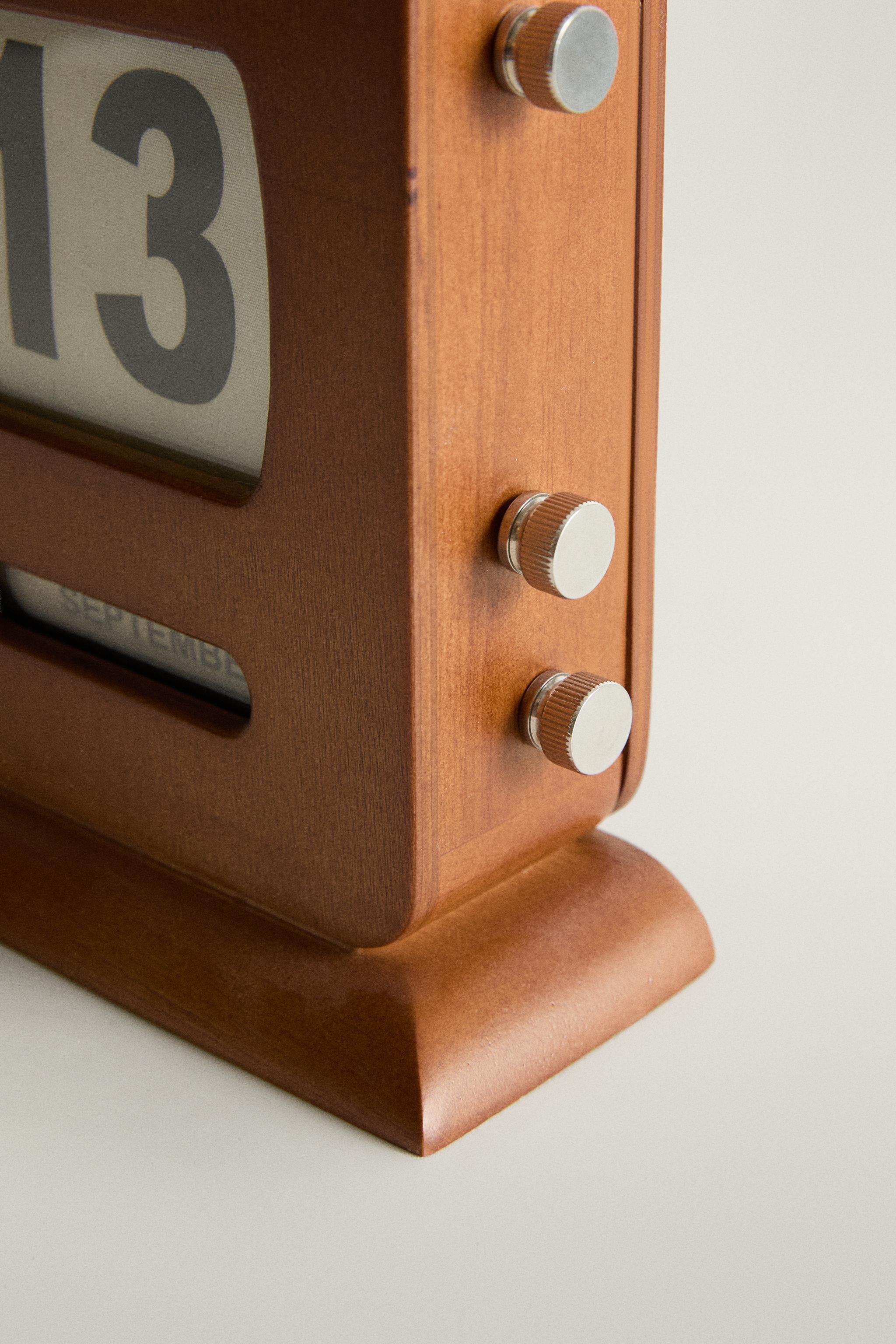 MANUAL TABLE CALENDAR
