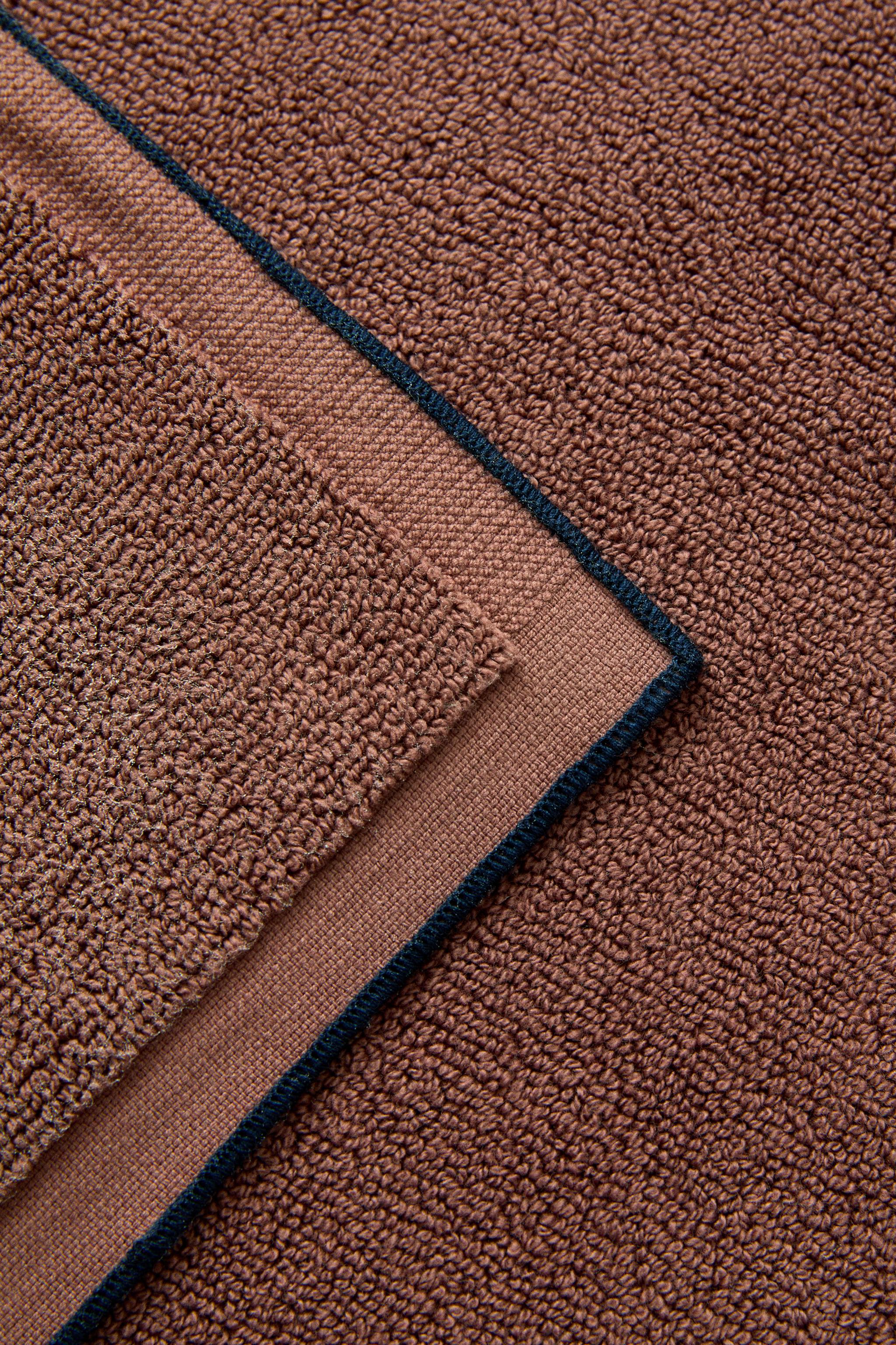 OVERLOCK COTTON BATH MAT
