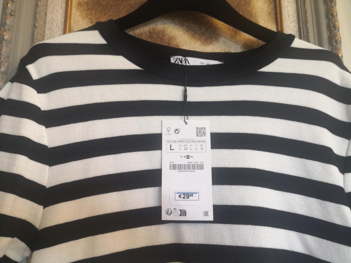 STRIPED KNIT TOP - Image 2