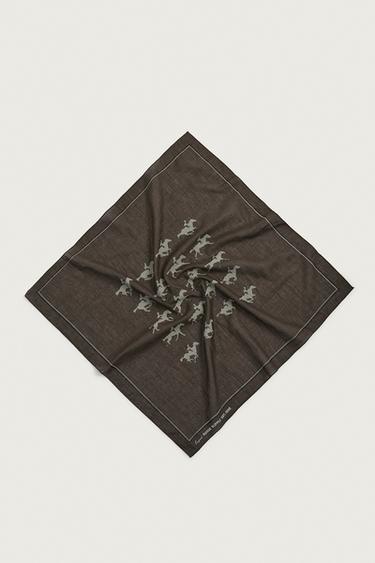 BANDANA ESTAMPADO CABALLOS - Marrón de Zara - Imagen 0