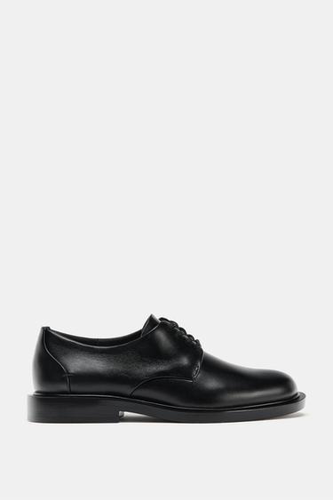 DERBYS EN CUIR À LACETS - Noir de Zara