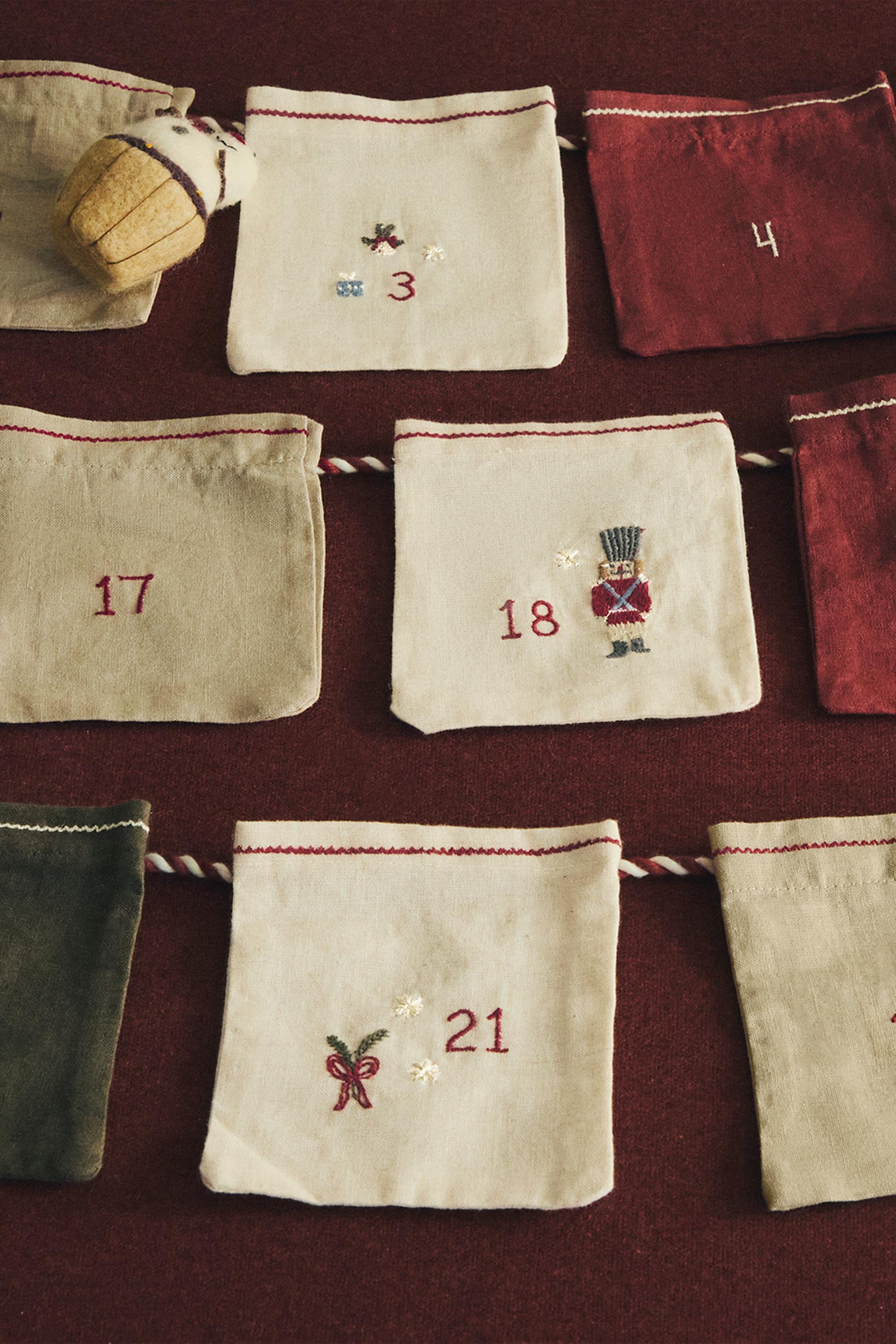 CHRISTMAS EMBROIDERED ADVENT CALENDAR GARLAND - Multicolored