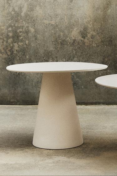 MESA BASE CÓNICA - Blanco roto de Zara