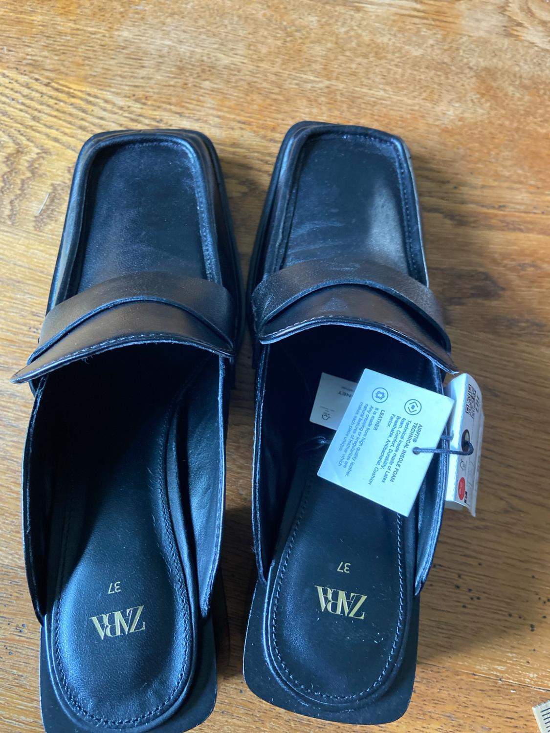LEATHER MULE LOAFERS - Image 2